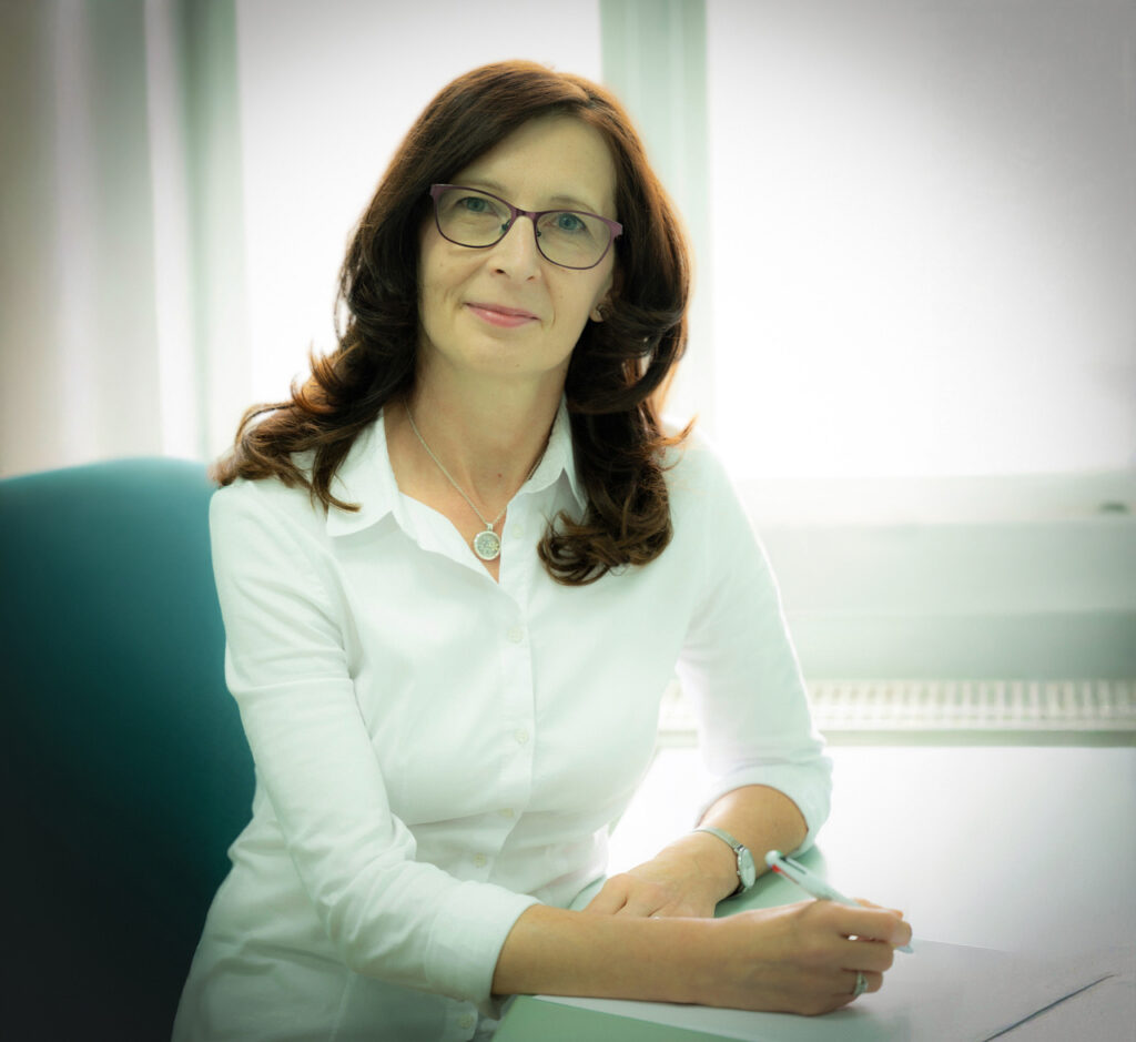 grómanné rum bernadett square grómanné rum bernadett square